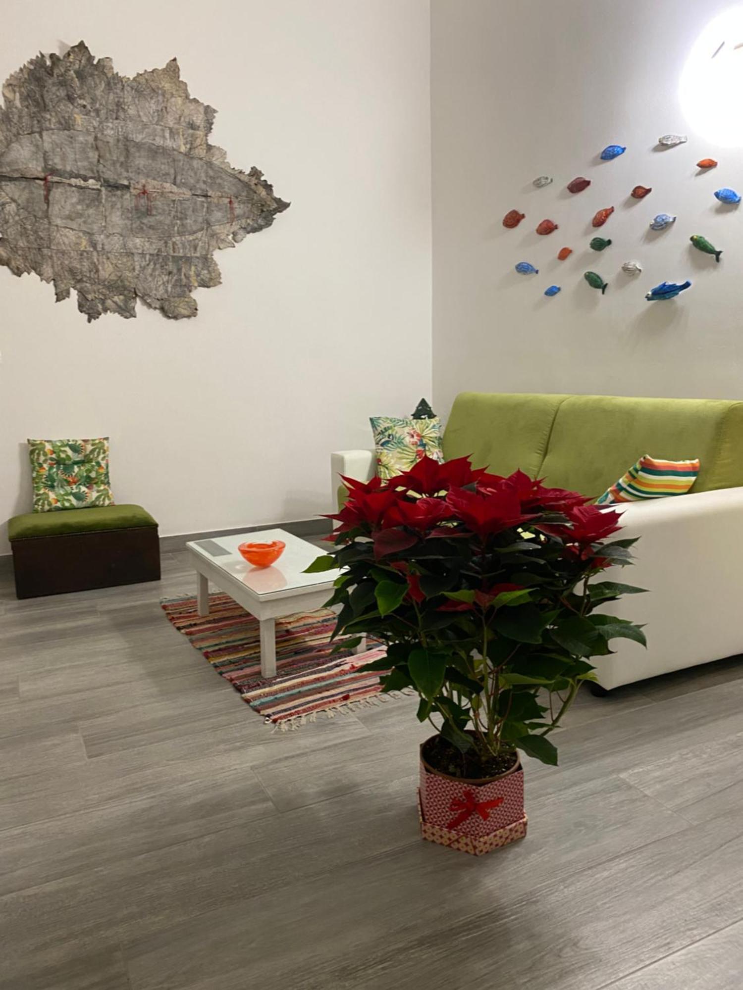Iris Apartment, Comfort E Stile Nel Cuore Di Bisceglie Ngoại thất bức ảnh